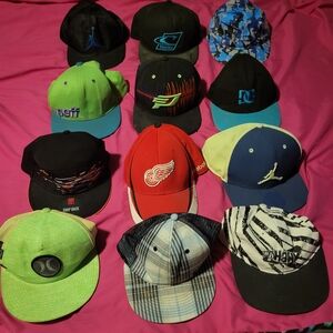 12 Teen/Young Adult Name Brand Hats, 4 are Nwot.